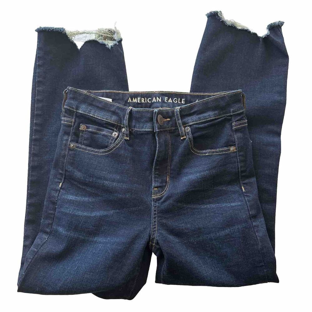 American Eagle Women's HiRise Crop Flare Jeans Sz 2S Super Stretch Dark Wash  D8